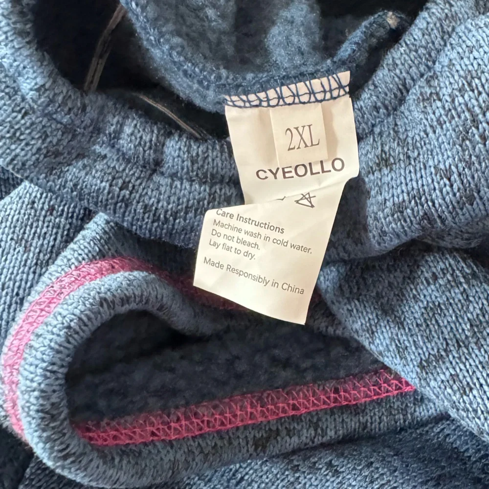 BRAND NEW 2XL Blue Dog Sweater with Reflective Pink Accents